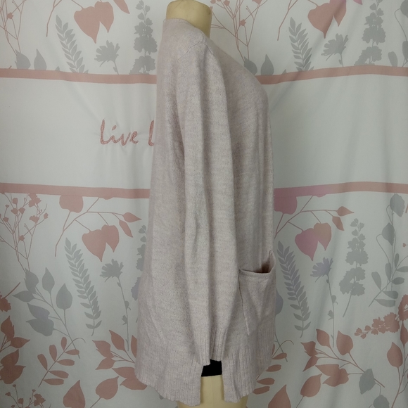 Old Navy loose open cardigan w/pockets size Medium - Picture 3 of 6